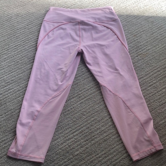 Pink Victoria’s Secret Sport Capris Leggings - Picture 4 of 5